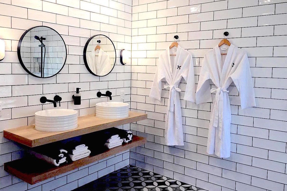 Motu Rarotonga Resort Bathroom